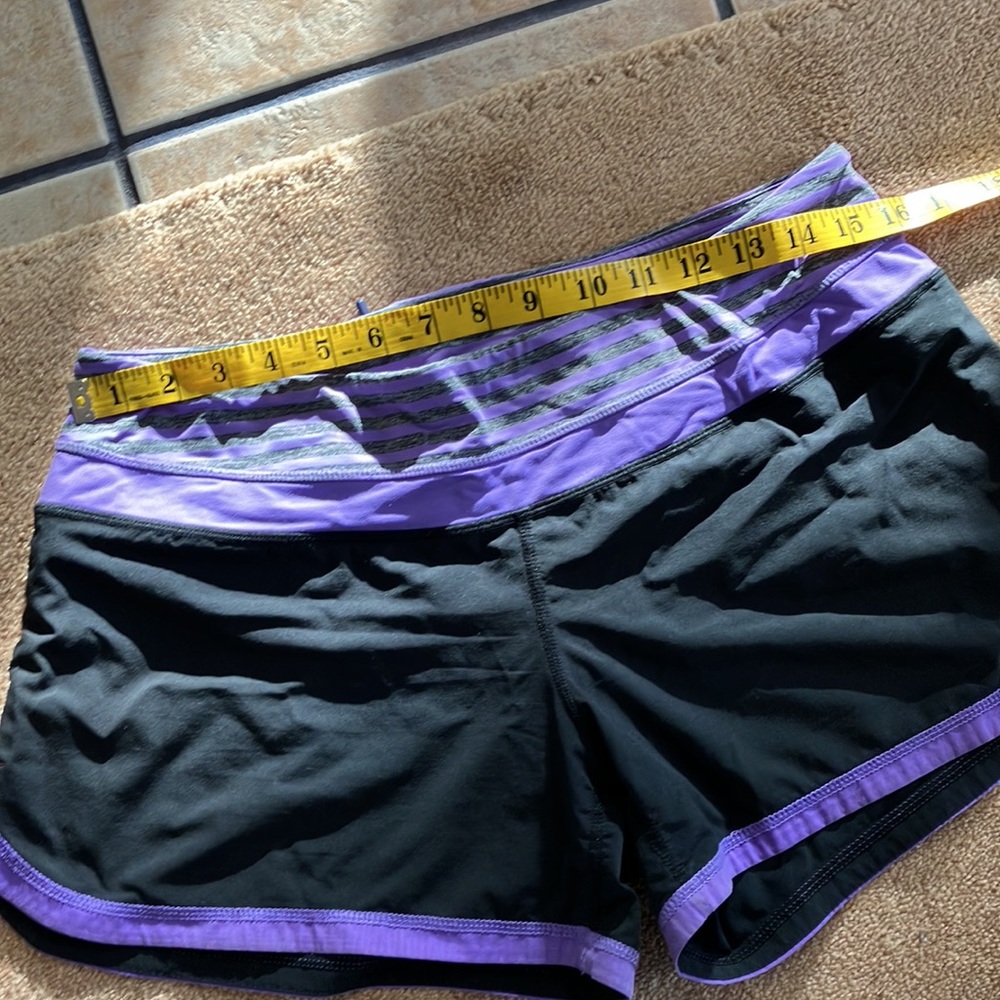 lululemon athletica Black and Purple Athletic lined running speed Shorts, size 8